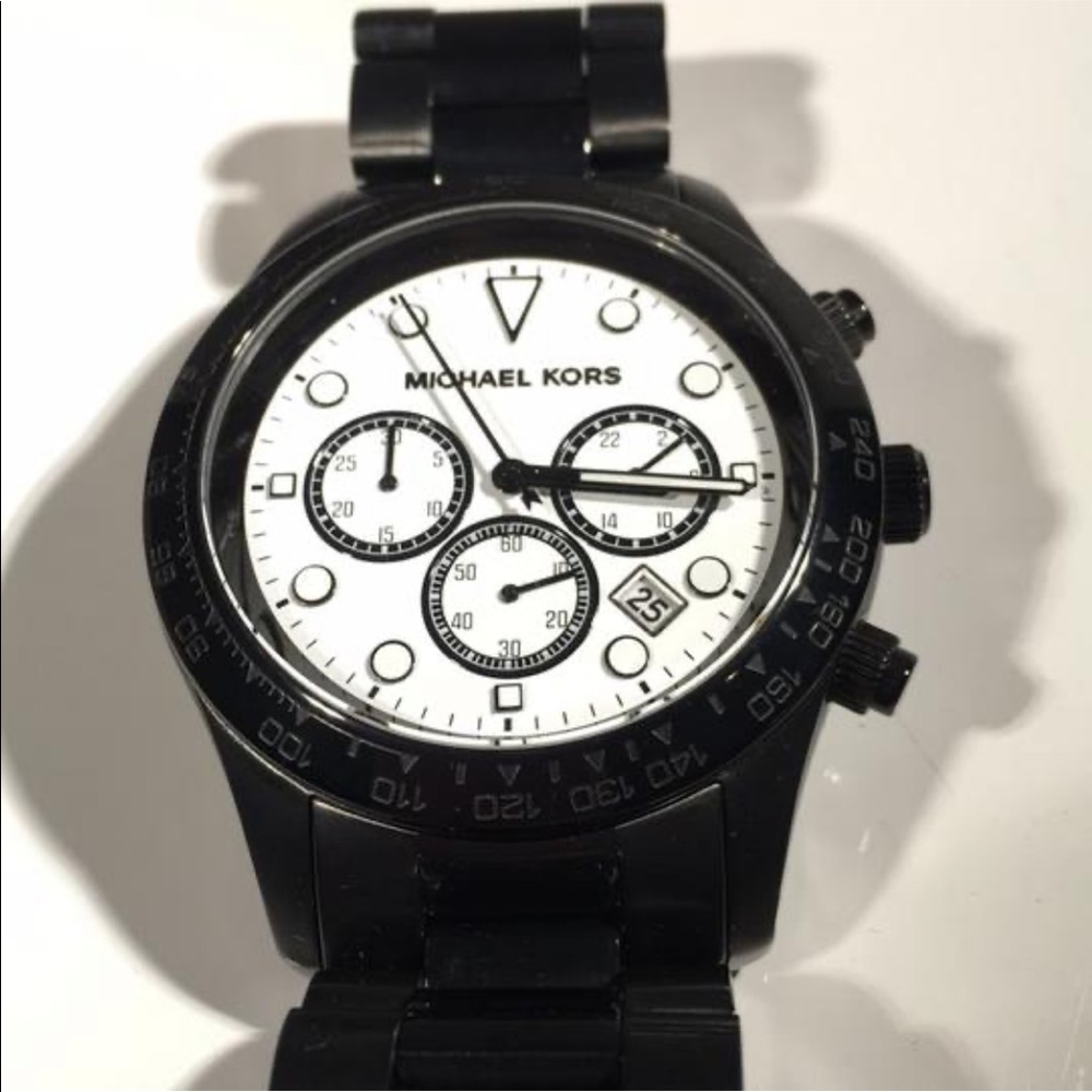 Michael Kors woman’s watch 🌺 - Picture 5 of 13